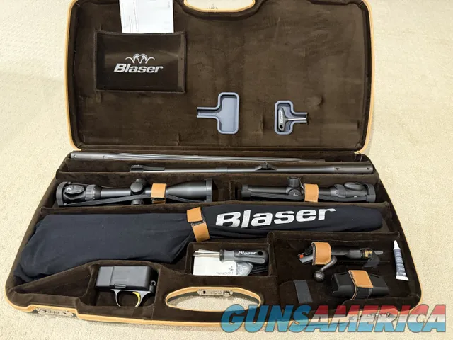 Blaser R8 Kilombero Safari Setup - .416RM / .300WM