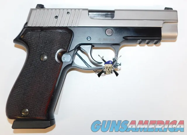 Sig Sauer P220