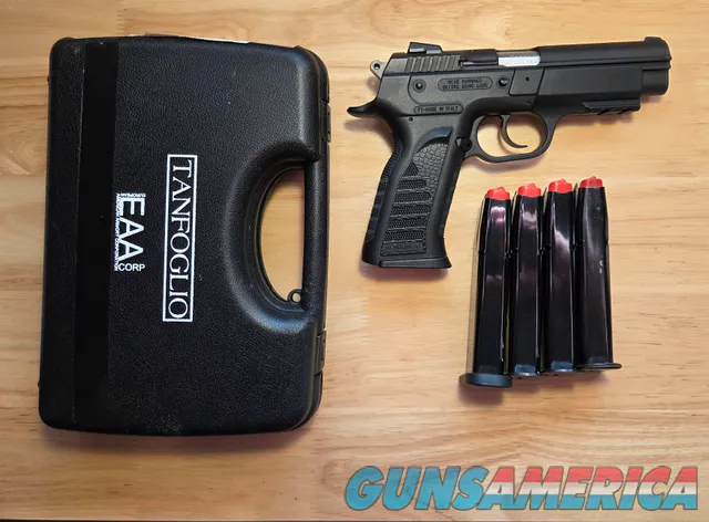 EAA Tanfoglio Witness Full-Size .40 S&W Pistol