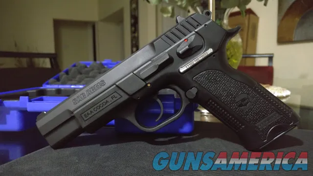 SAR Arms B6P 9mm DA/SA Full-Size Pistol