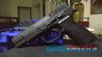 SAR Arms B6P 9mm DA/SA Full-Size Pistol