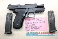 Sig P229R Compact .40 Caliber Pistol, 2 x Mags, DA/SA, Light Use
