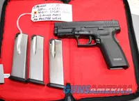 Springfield XD-45 .45 Pistol, Used, 4" Barrel, 3 x 13 Rd Mags