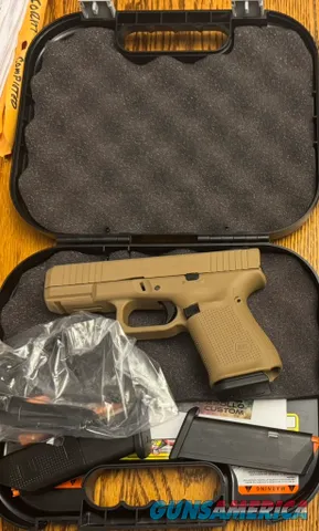 GLOCK G19 G5 9MM 15-RD DARK EARTH PISTOL